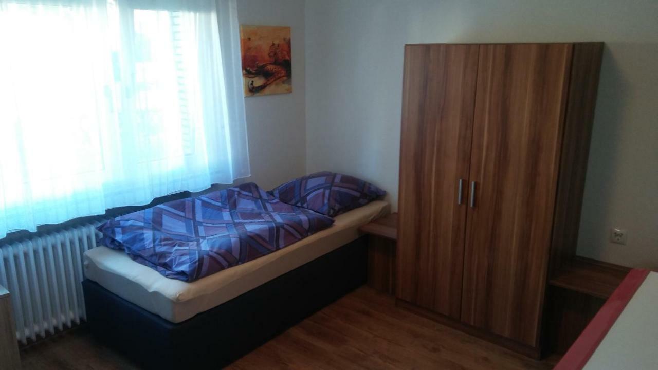 Apartamento Sleepcentral Düsseldorf Exterior foto