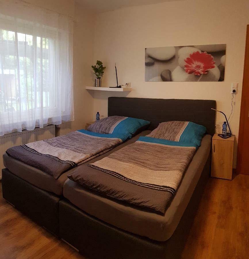 Apartamento Sleepcentral Düsseldorf Exterior foto